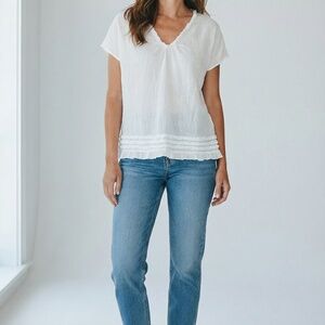 J Crew White Cotton V-Neck Top size XS